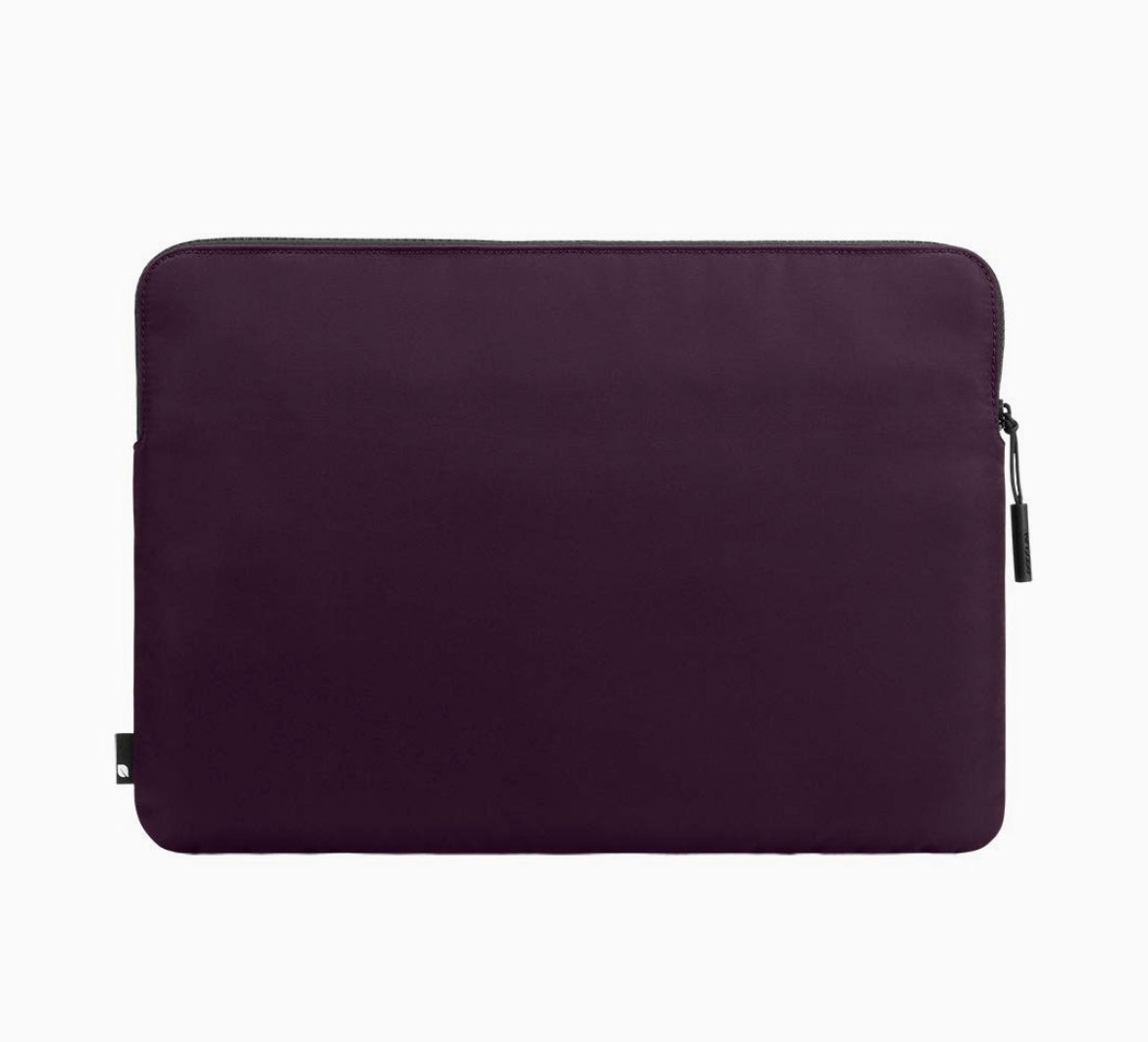 Incase Compact Sleeve 15-inch Guindo